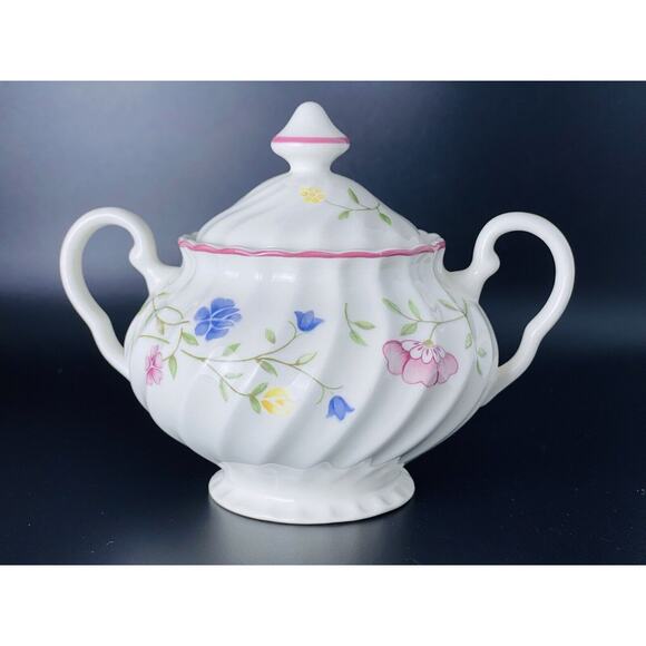 Johnson Brothers Summer Chintz Two Handled Sugar Bowl With Lid Made In England - Picture 1 of 8